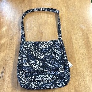 Vera Bradley Essential Mailbag Crossbody in Paisley Noir NWT